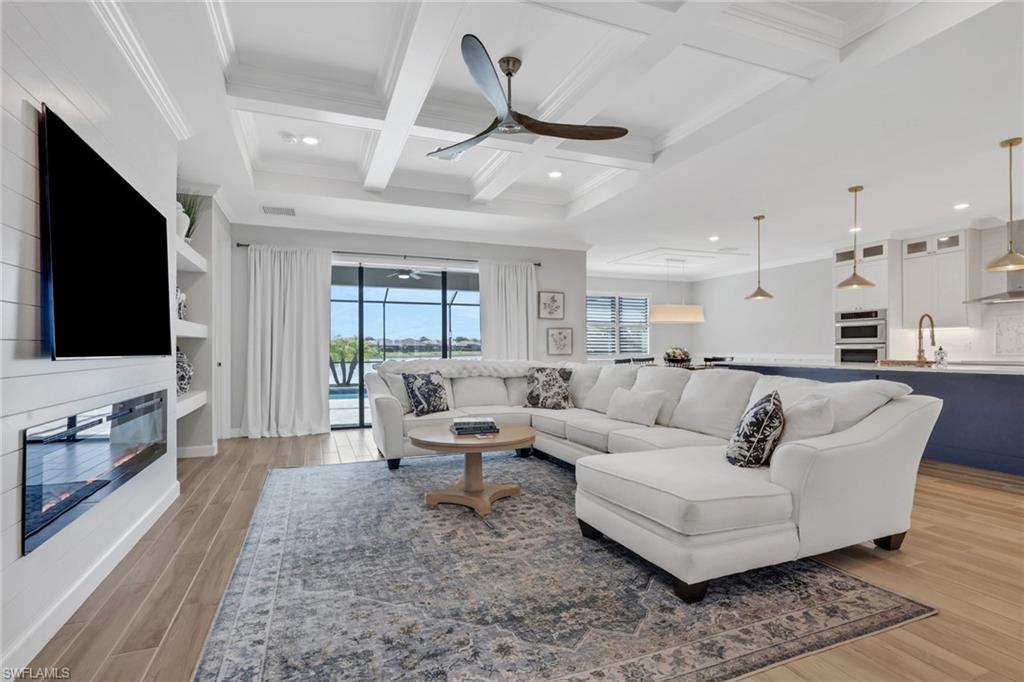 VALENCIA COUNTRY CLUB - Residential