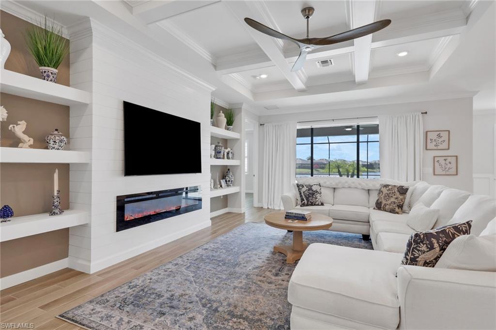 VALENCIA COUNTRY CLUB - Residential