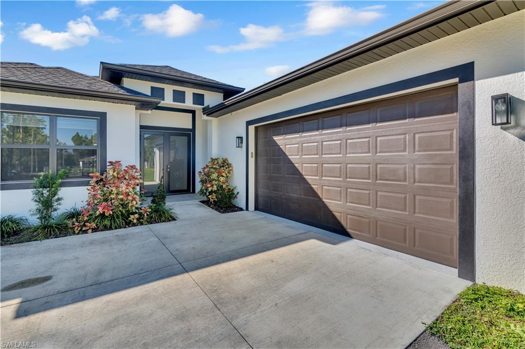 GOLDEN GATE ESTATES - Residential