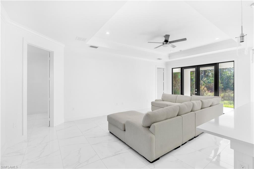 GOLDEN GATE ESTATES - Residential