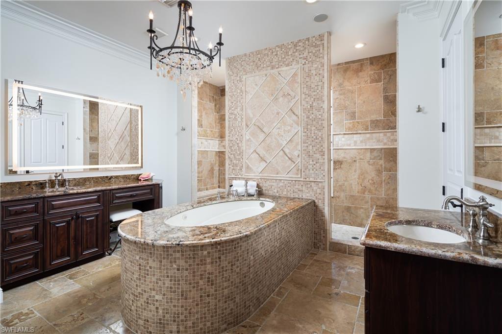 VENETIAN GARDENS - Residential