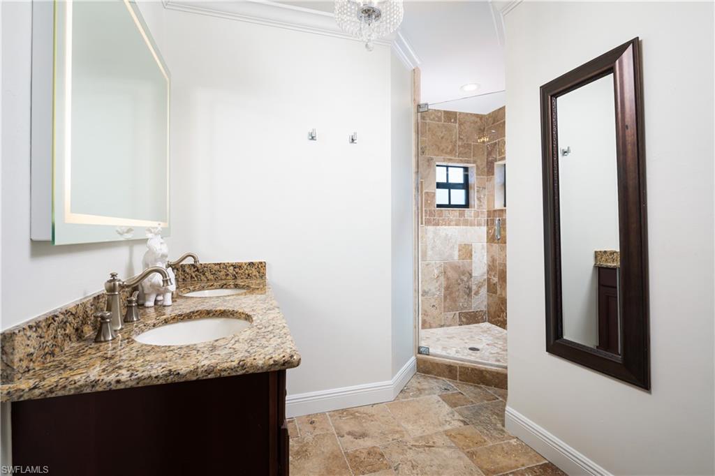 VENETIAN GARDENS - Residential