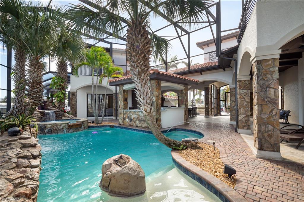 VENETIAN GARDENS - Residential