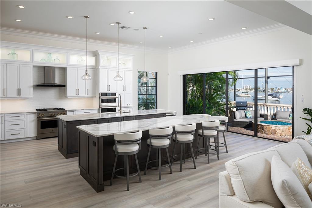 VENETIAN GARDENS - Residential