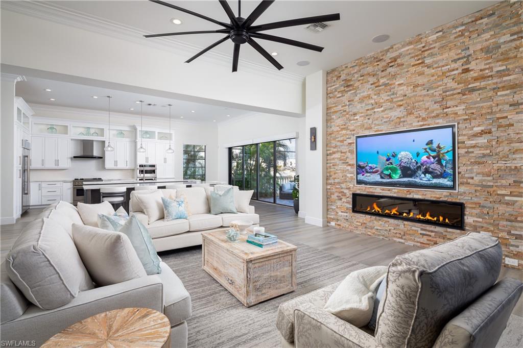 VENETIAN GARDENS - Residential