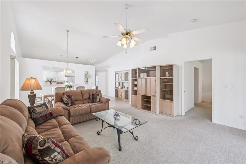 MELROSE GARDENS - Residential