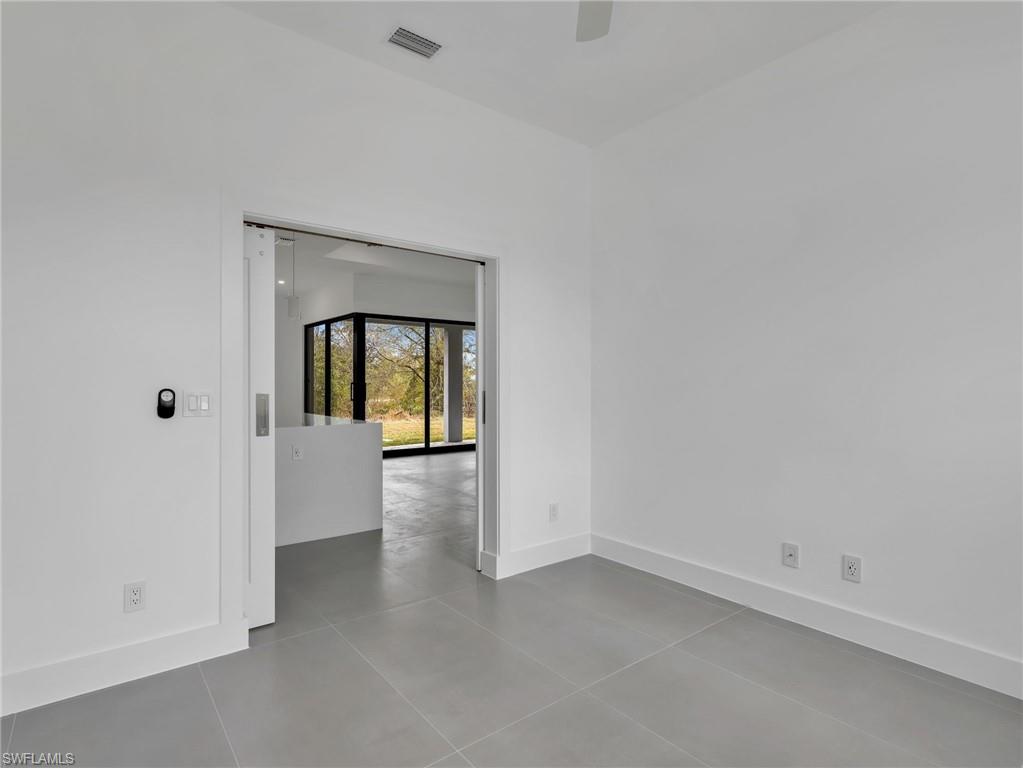 PORT CHARLOTTE - Residential Lease