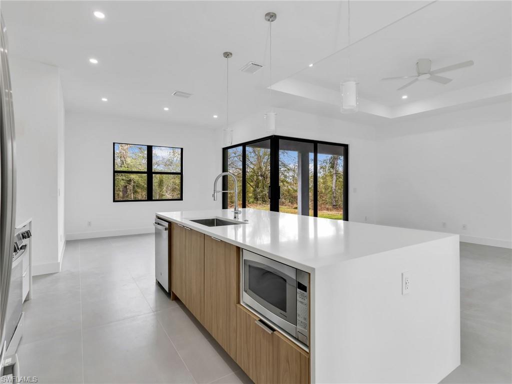 PORT CHARLOTTE - Residential Lease