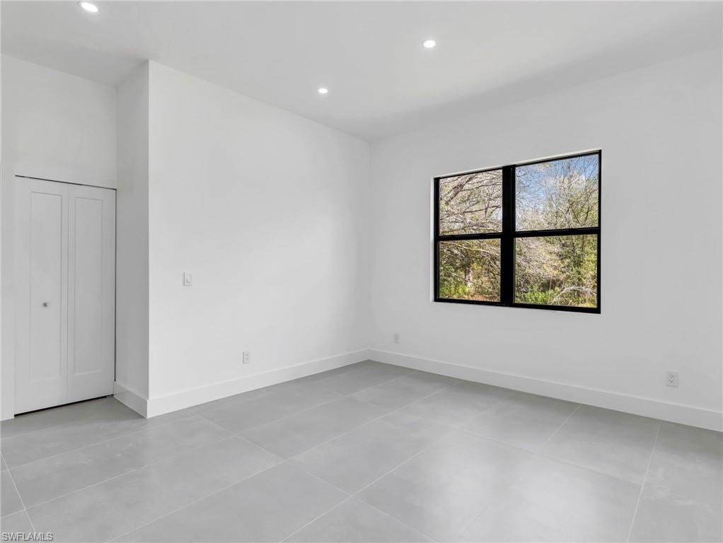 PORT CHARLOTTE - Residential Lease