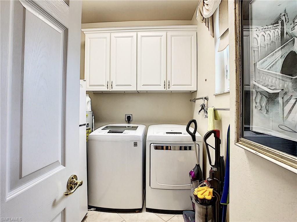 REFLECTION LAKES - Residential