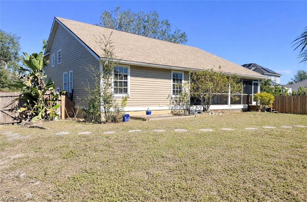 BONITA GOLF CLUB VILLAS - Residential