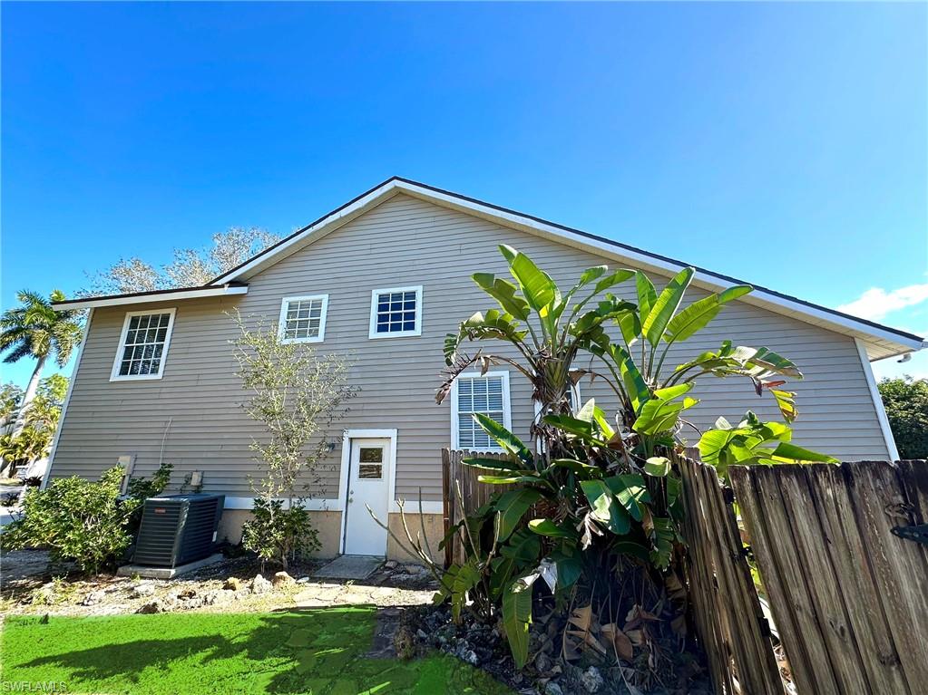 BONITA GOLF CLUB VILLAS - Residential