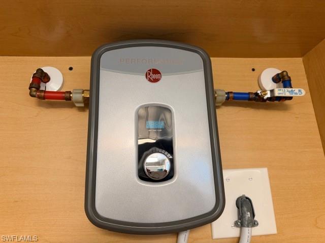 CYPRESS TRAIL RV RESORT - Land