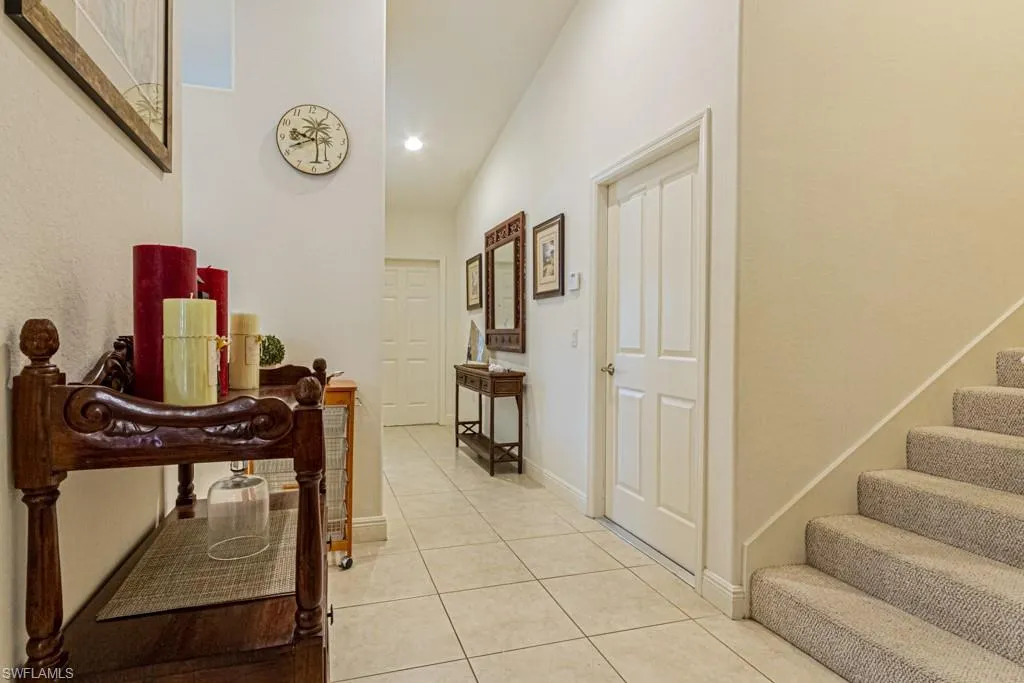 Naples, Florida 34104, United States, 2 Bedrooms Bedrooms, ,3 BathroomsBathrooms,Residential,Pending,59135