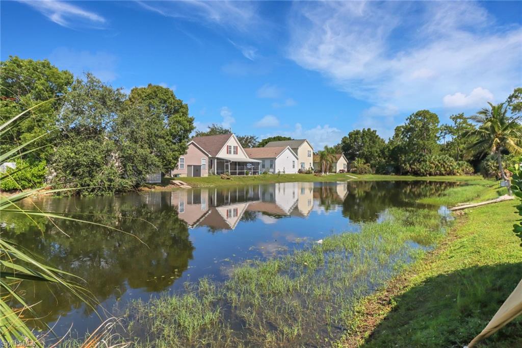 LEAWOOD LAKES - Residential