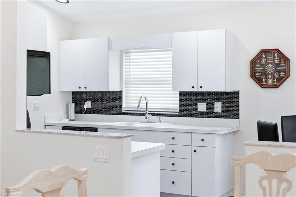 SABAL SPRINGS GOLF AND RACQUET CLUB - Residential