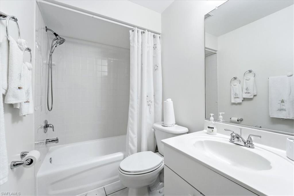 SABAL SPRINGS GOLF AND RACQUET CLUB - Residential