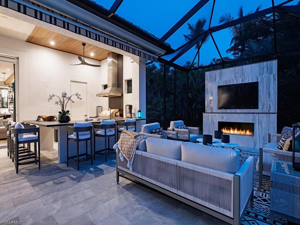 TUSCANY ISLE - Residential