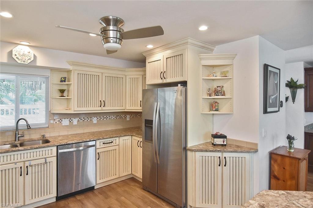 CALOOSA BAYVIEW - Residential