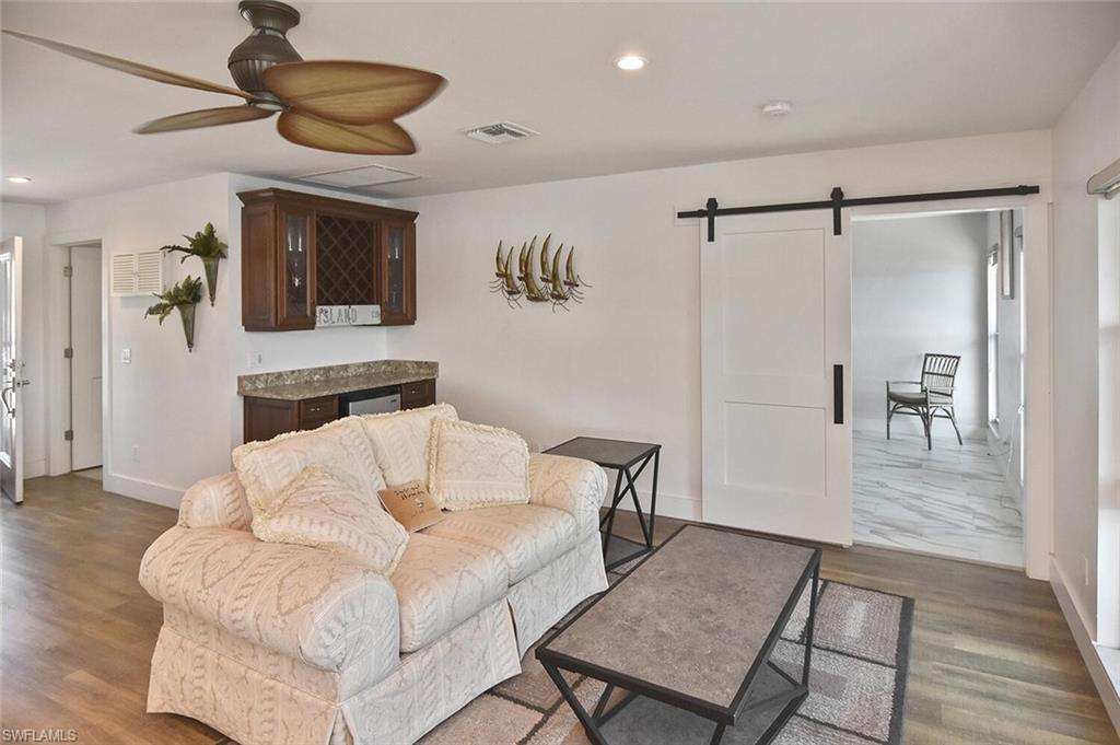 CALOOSA BAYVIEW - Residential