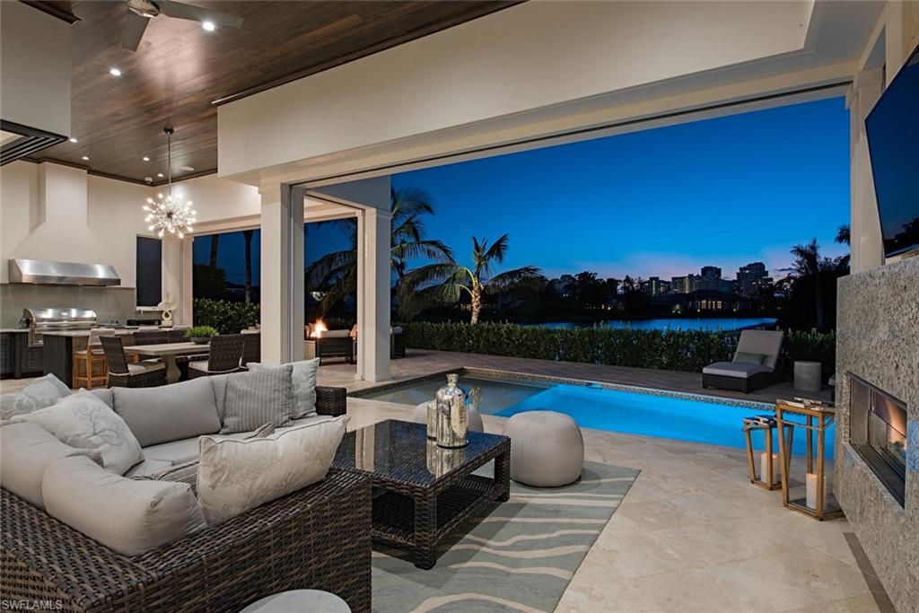 PARK SHORE - Residential