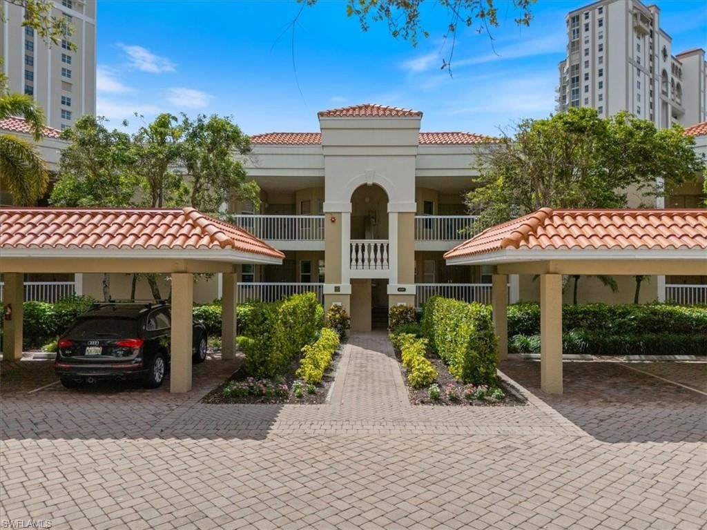 Photo of 6549 Marissa LOOP #15, NAPLES, FL 34108 (MLS # 225072037)
