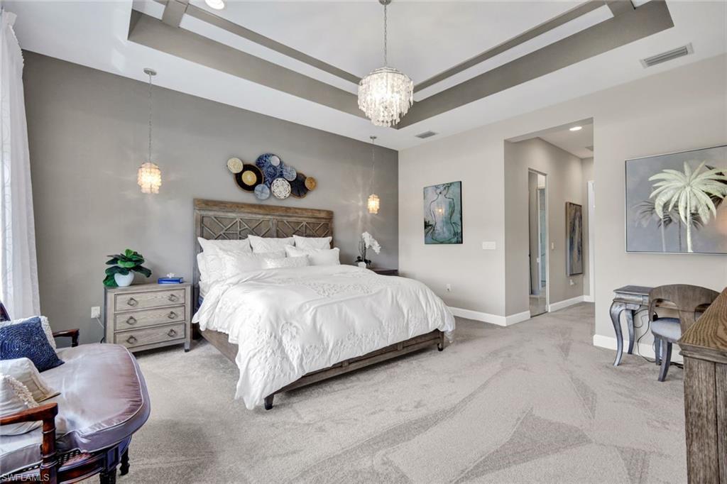 VALENCIA TRAILS - Residential