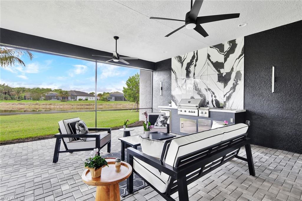 VALENCIA TRAILS - Residential