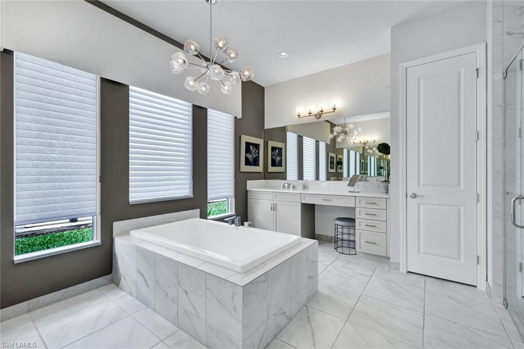 VALENCIA TRAILS - Residential