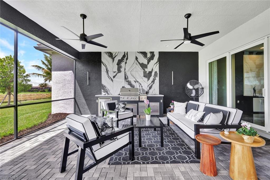 VALENCIA TRAILS - Residential