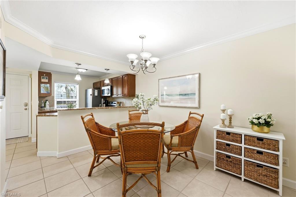 SMOKEHOUSE BAY CLUB - Residential