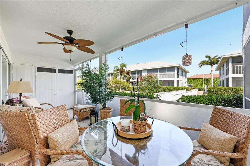 SMOKEHOUSE BAY CLUB - Residential