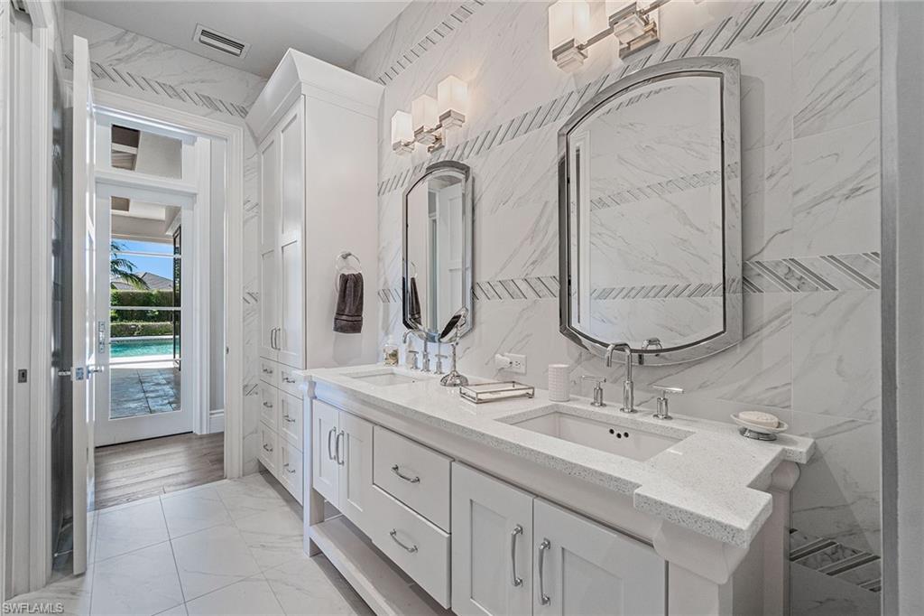 QUAIL WEST - Residential