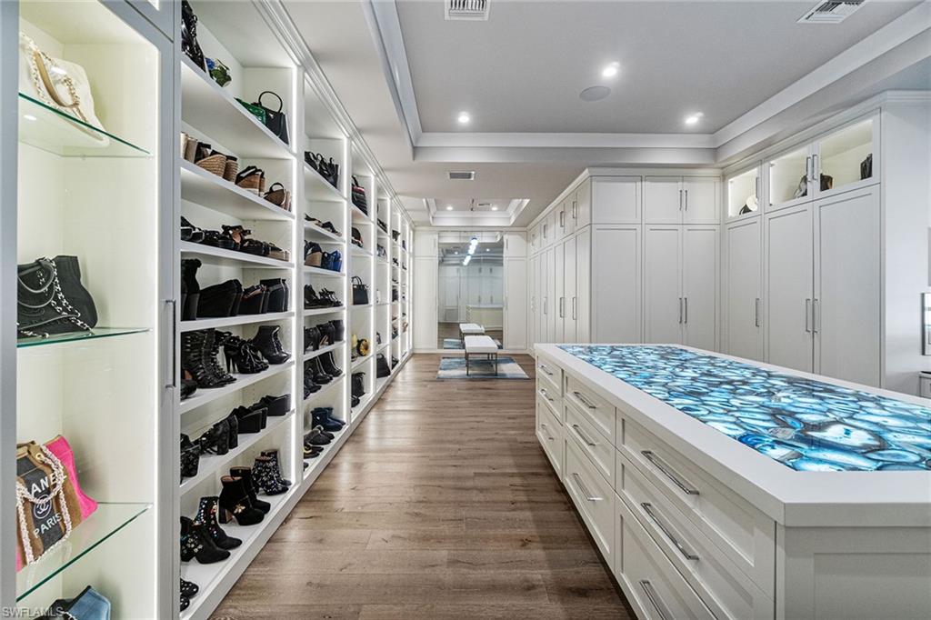 QUAIL WEST - Residential