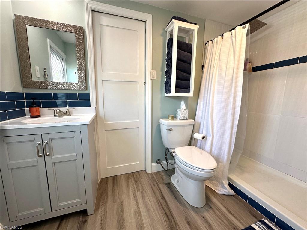 MARINERS COVE - Residential