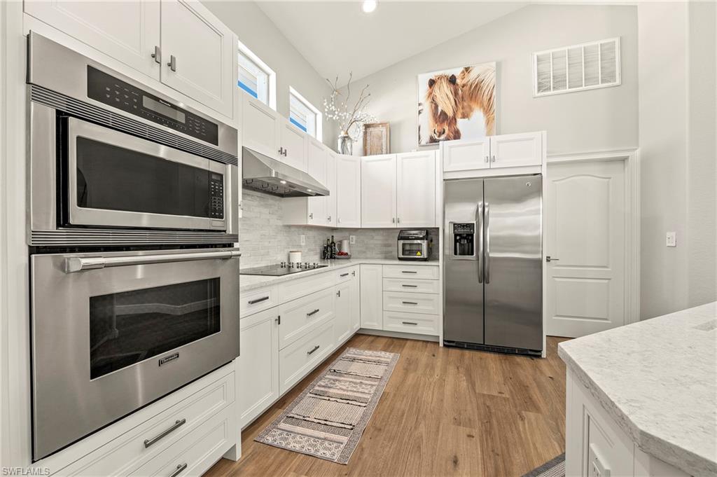 BRIARWOOD - Residential Lease
