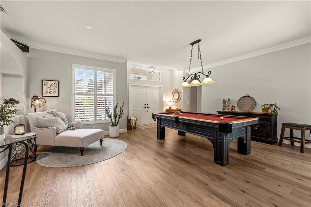 BRIARWOOD - Residential Lease