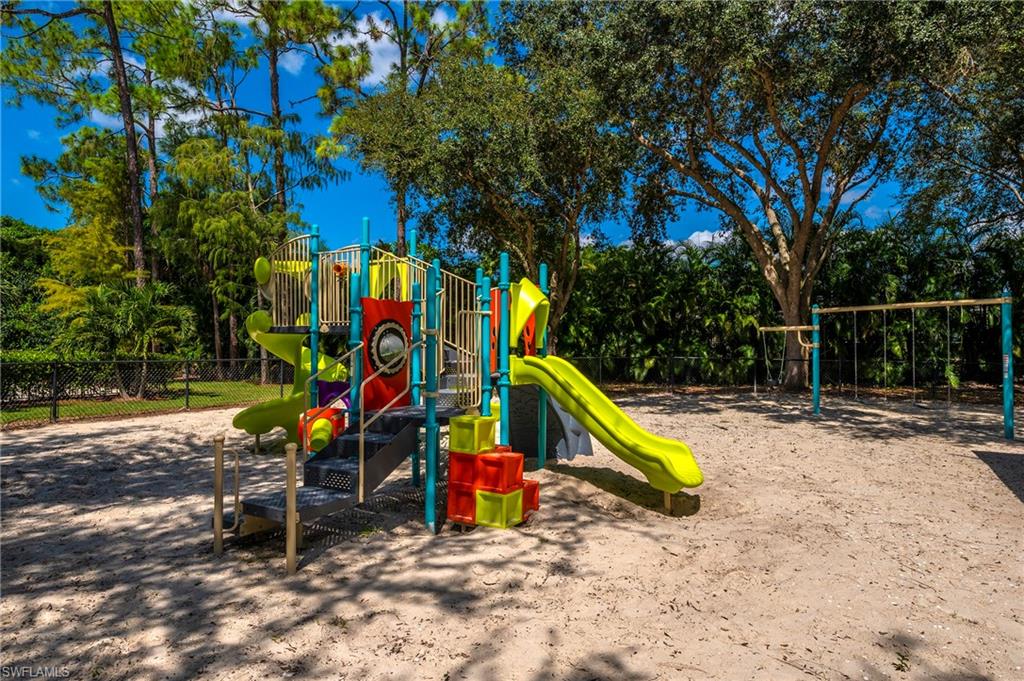 BRIARWOOD - Residential Lease