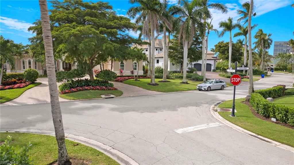 PARK SHORE - Residential