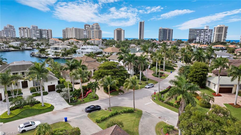 PARK SHORE - Residential