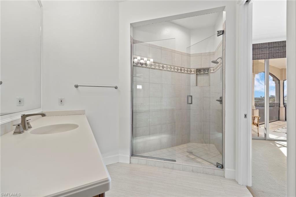 PARK SHORE - Residential