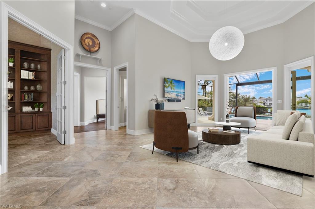 PARK SHORE - Residential