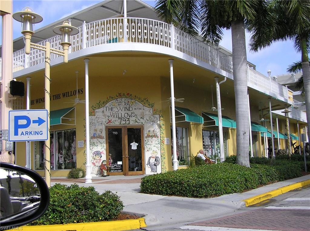 COLONIES - Residential