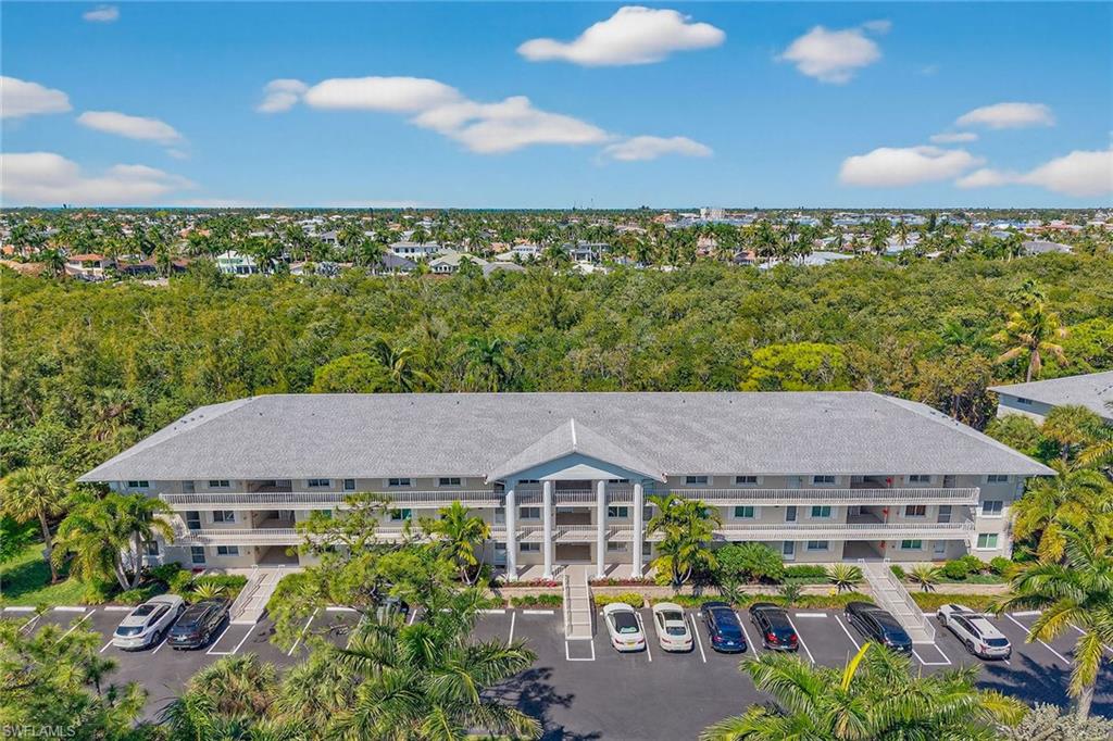 NAPLES SANDPIPER BAY CLUB - Residential