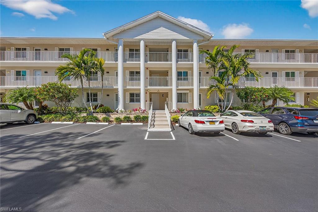 NAPLES SANDPIPER BAY CLUB - Residential