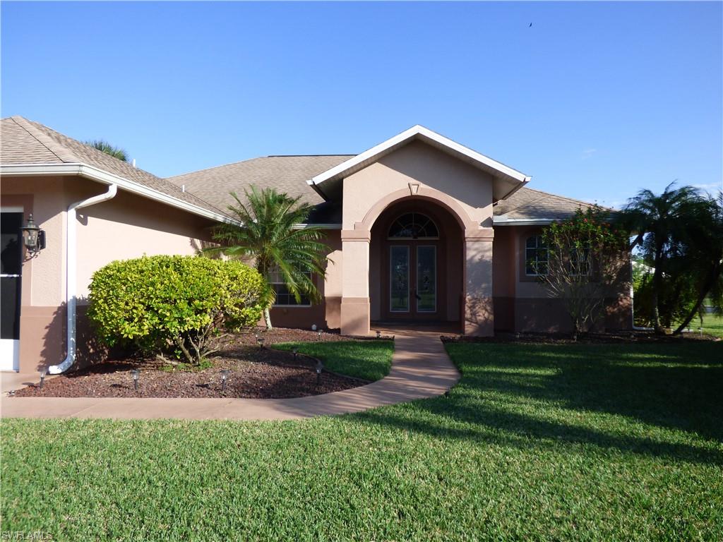 COUNTRY CLUB ESTATES - Residential