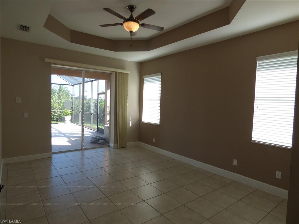 COUNTRY CLUB ESTATES - Residential