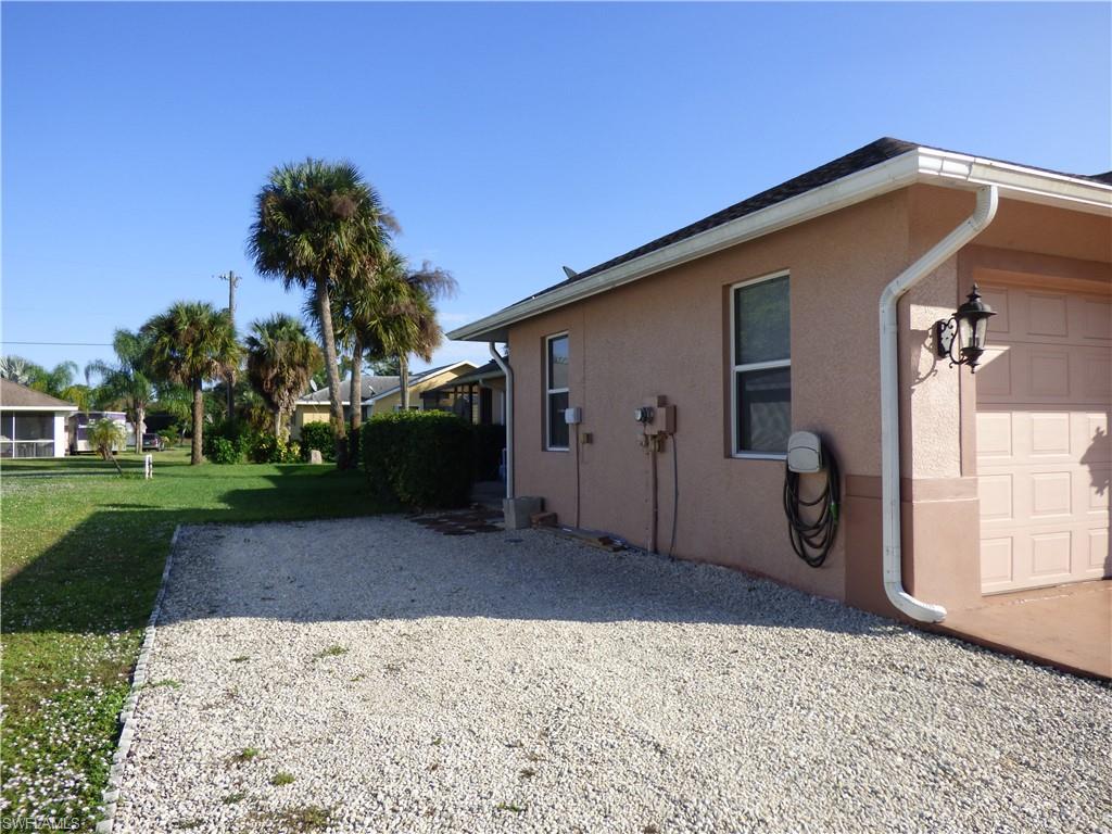 COUNTRY CLUB ESTATES - Residential