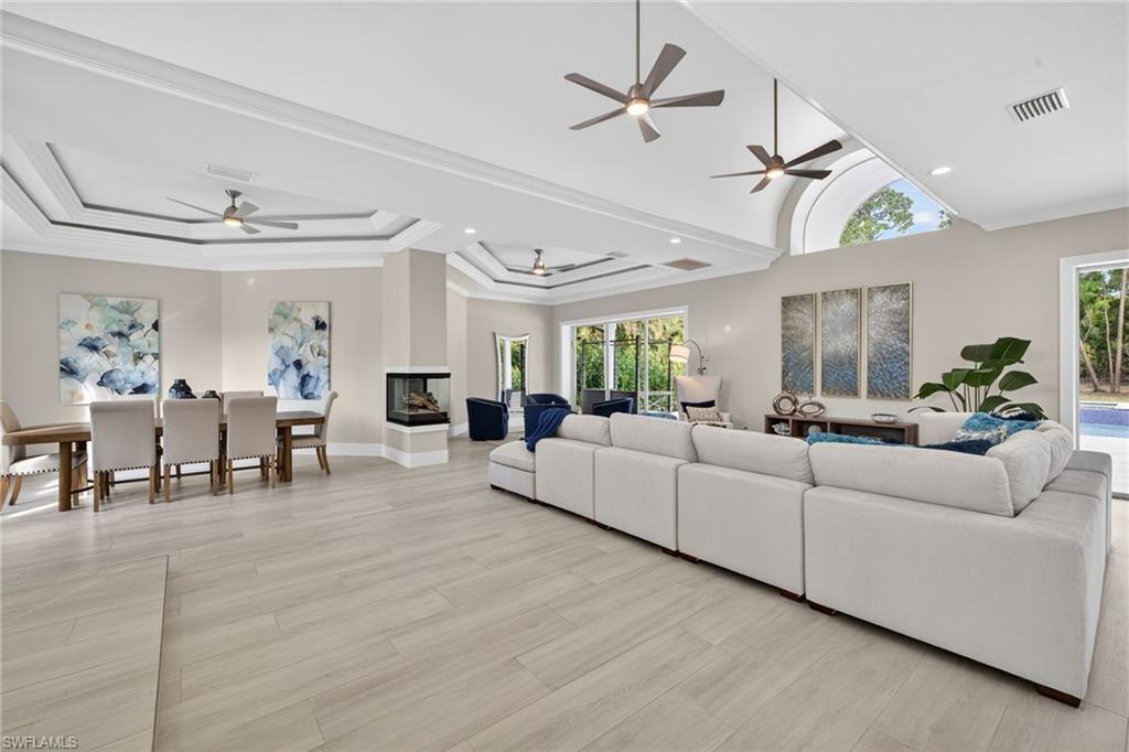 LIVINGSTON WOODS - Residential