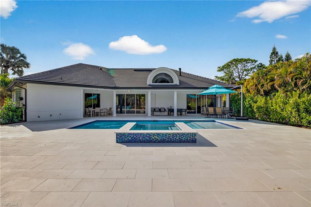 LIVINGSTON WOODS - Residential